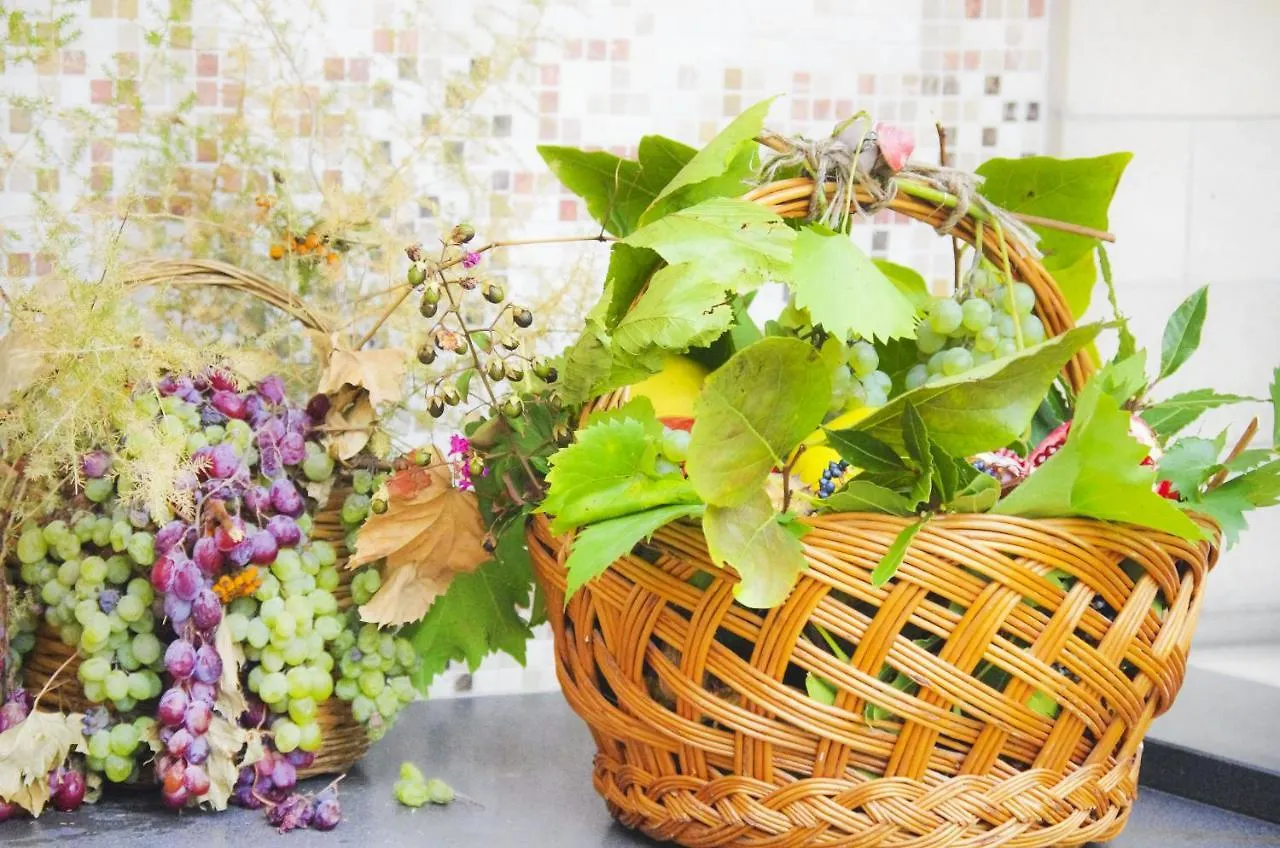 Casa De Ajala - B&B De Charme In Antica Dimora Totalmente Ristrutturata E Dotata Di Tutti I Confort Bagni Privati Spazio Living Patio Esterno Ambienti Climatizzati Degustazioni Prodotti Locali Laconi 0*,  Italy